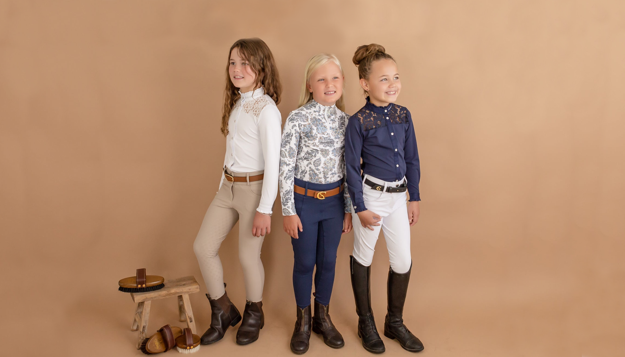 Show ring style with Saddle & Canter