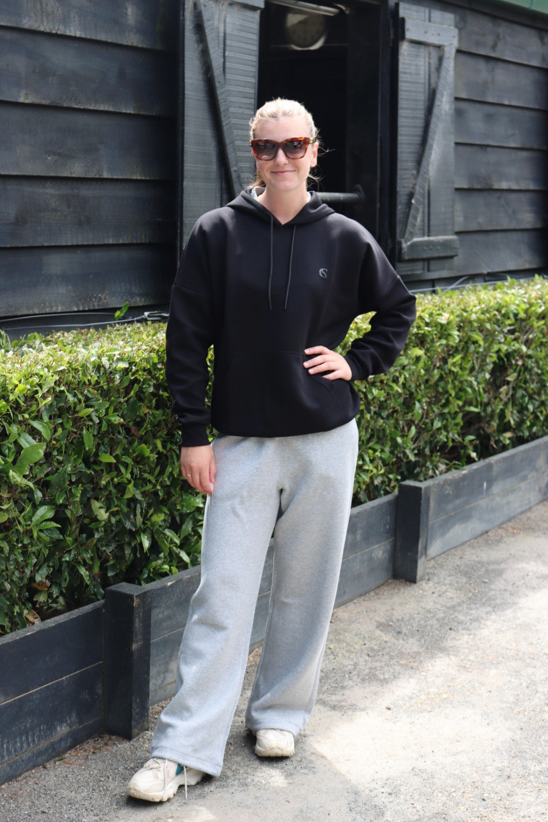 Casa Casual - Pant &amp; Sweatshirt